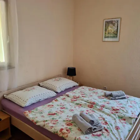 Apartamento Ljubic *